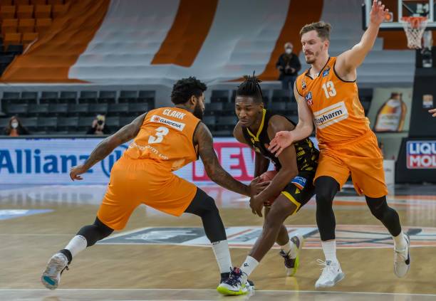 斯顿维拉队 斯顿维拉队