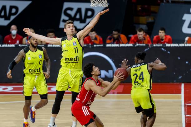 他面临适应 他面临适应